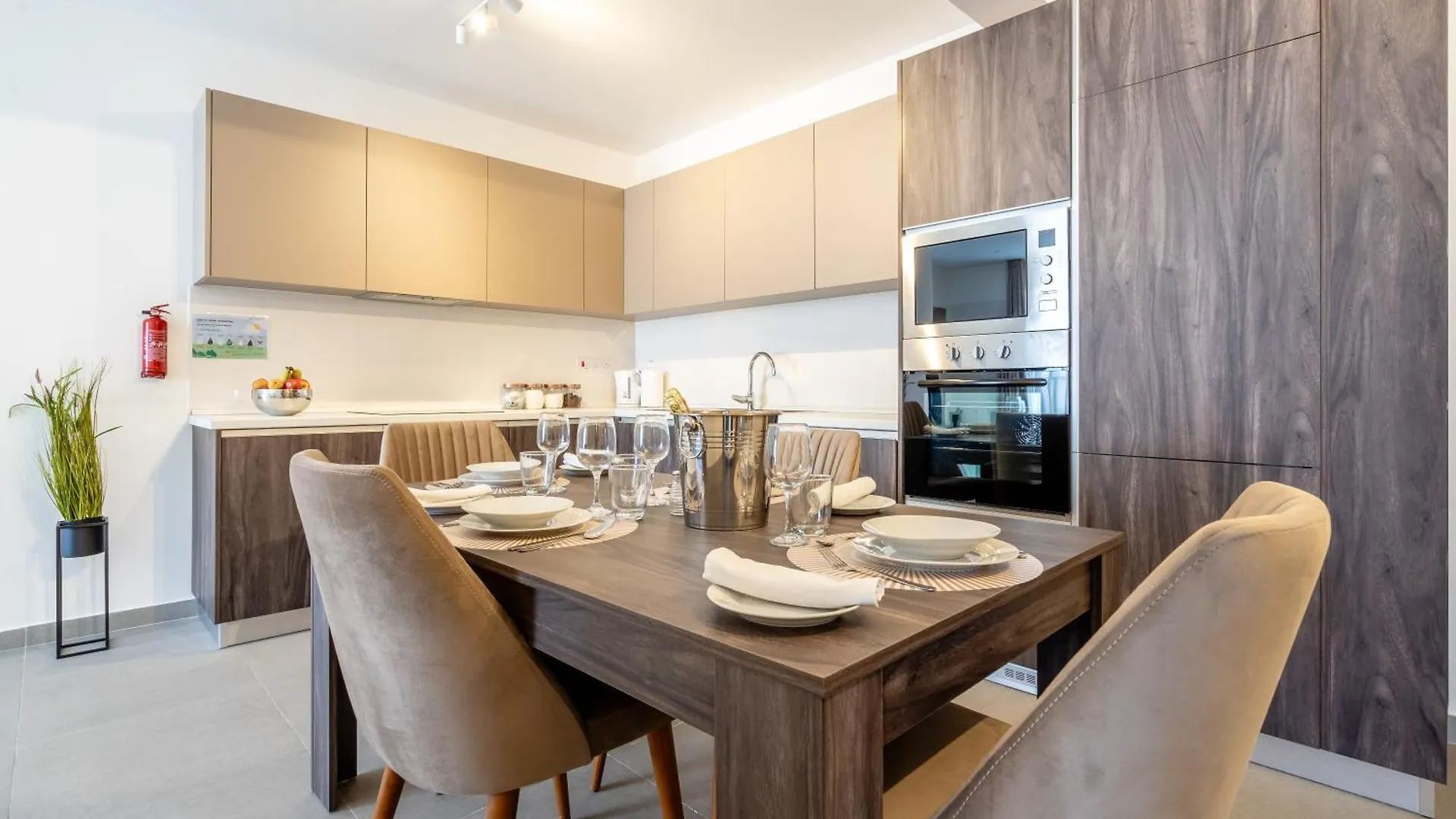 Bright And Modern 2 Bedroom Apartment Is-Swieqi