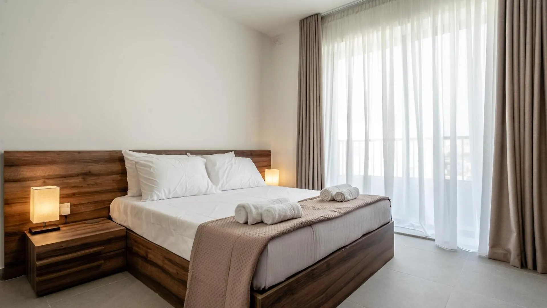 Bright And Modern 2 Bedroom Apartment Is-Swieqi