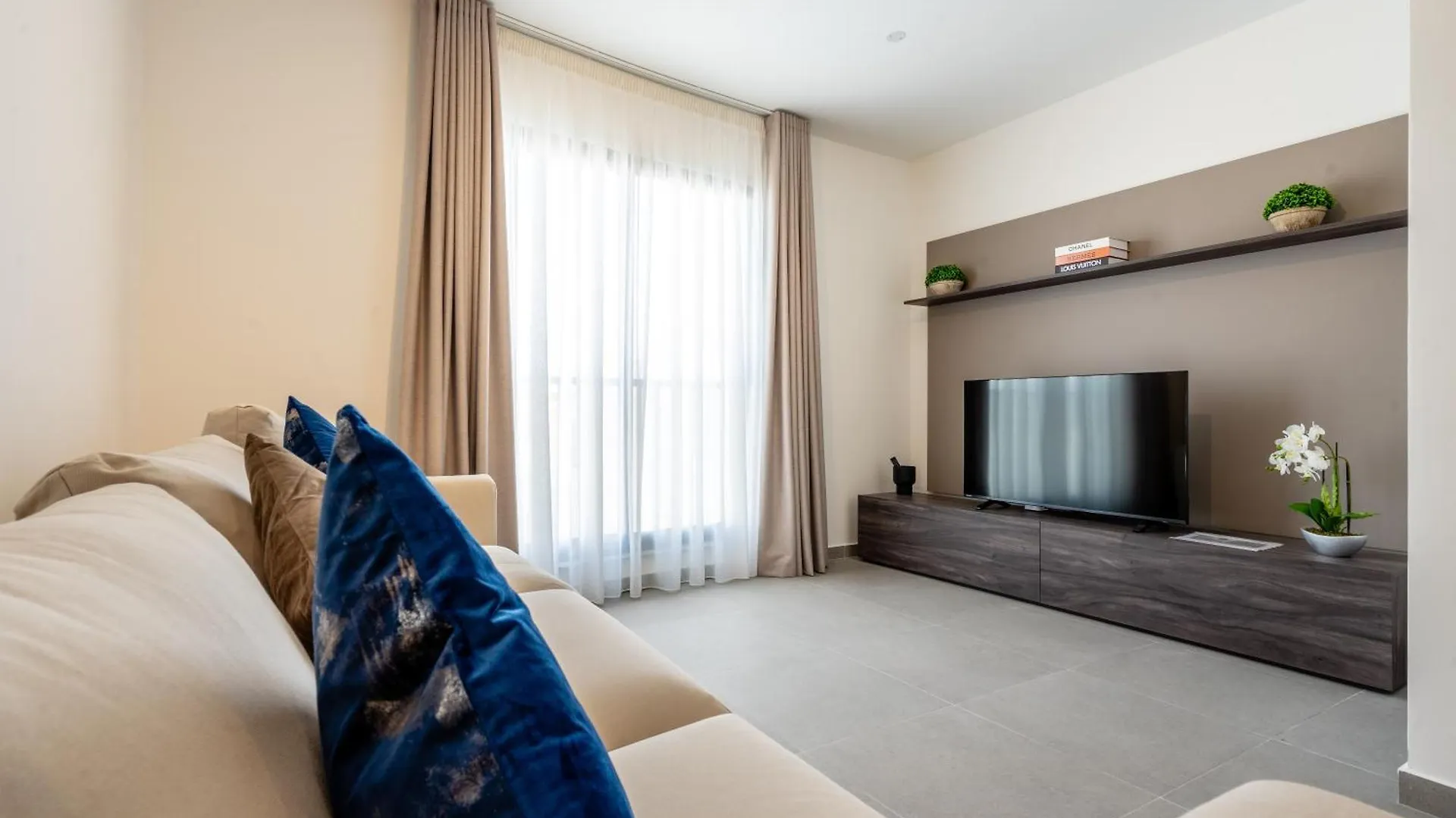 Bright And Modern 2 Bedroom Apartment Is-Swieqi